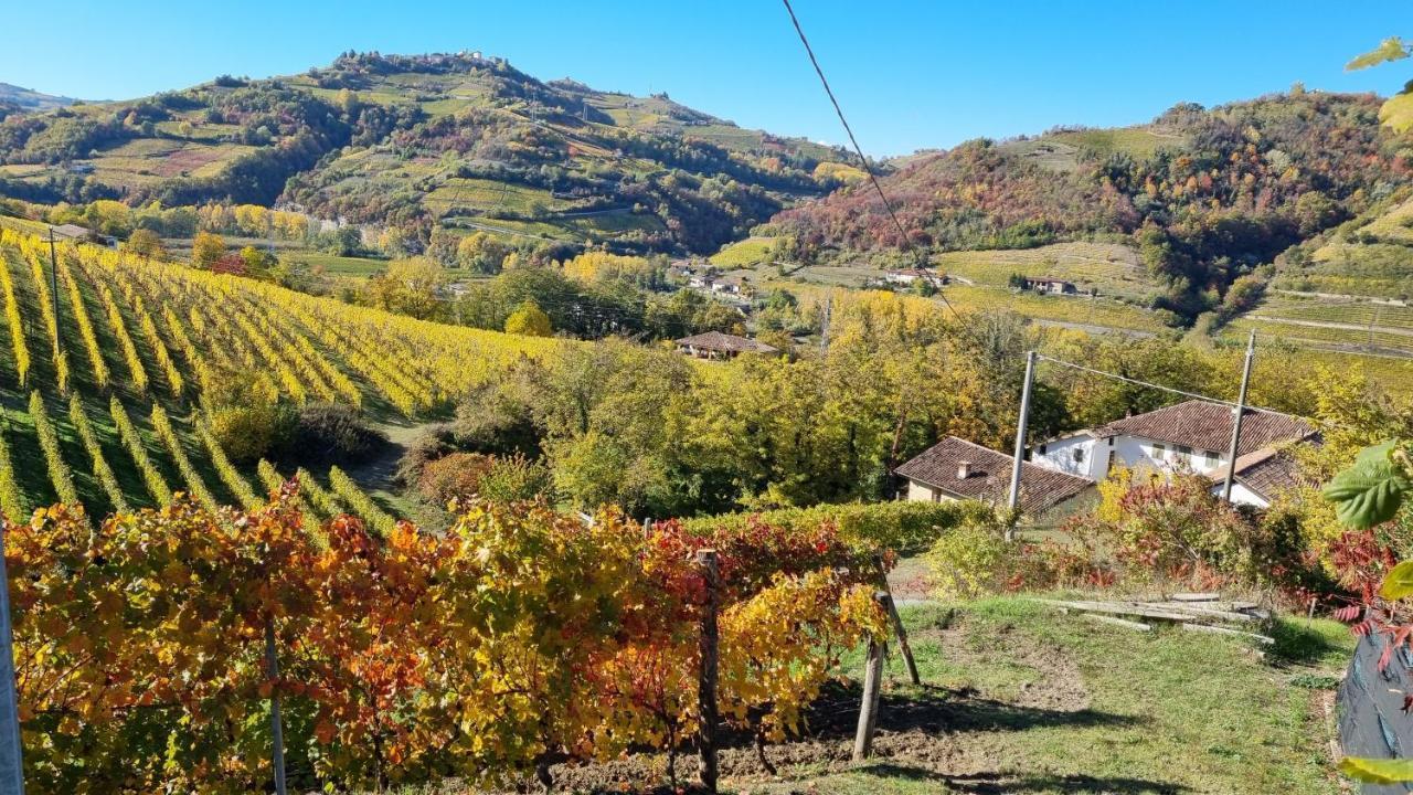 Ca Ed Giuanoto Lägenhet Santo Stefano Belbo Exteriör bild